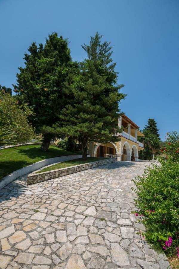 Ionian Garden - Olea Villa Benitses (Corfu)