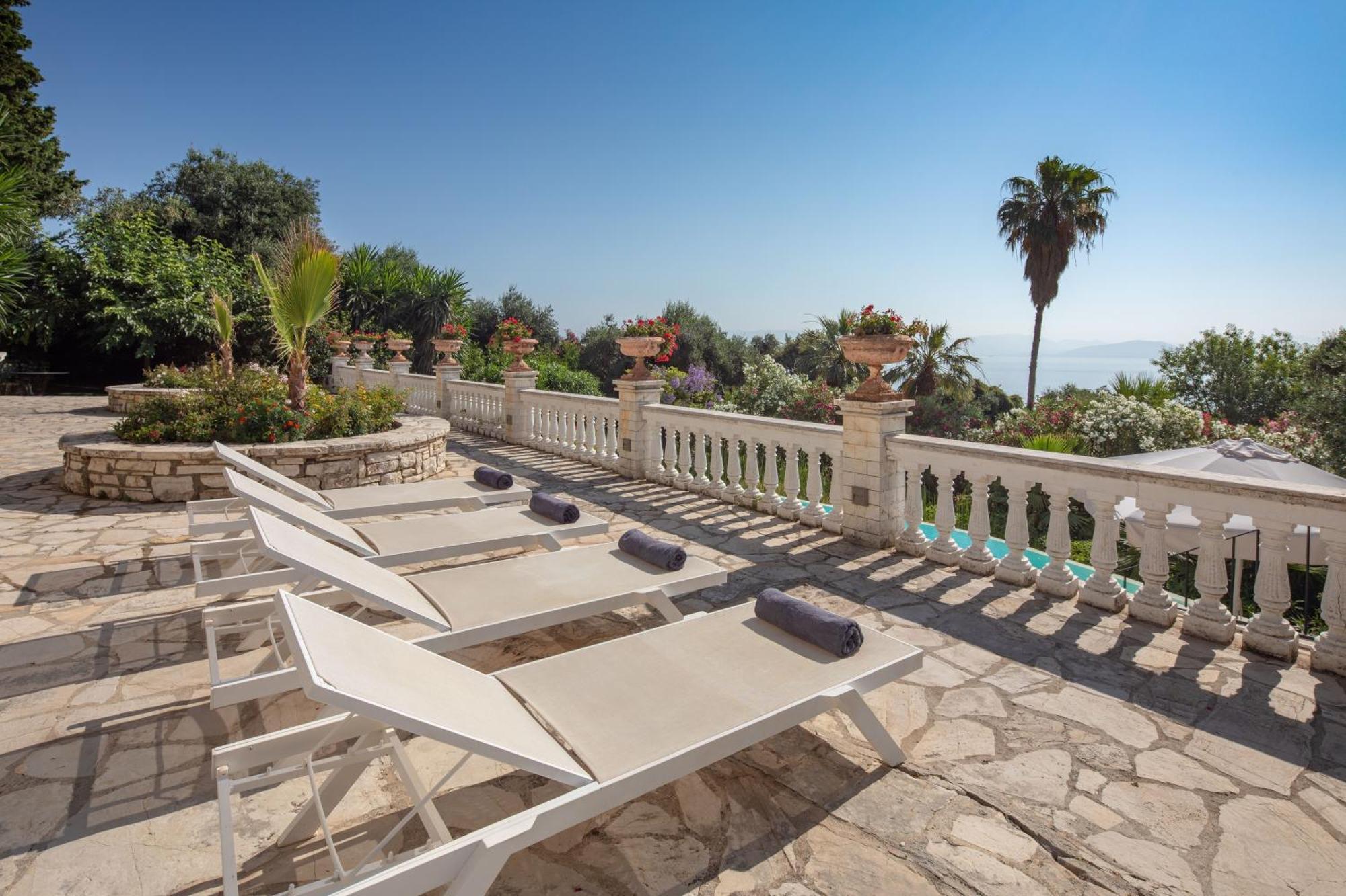 Ionian Garden - Olea Villa Benitses (Corfu)